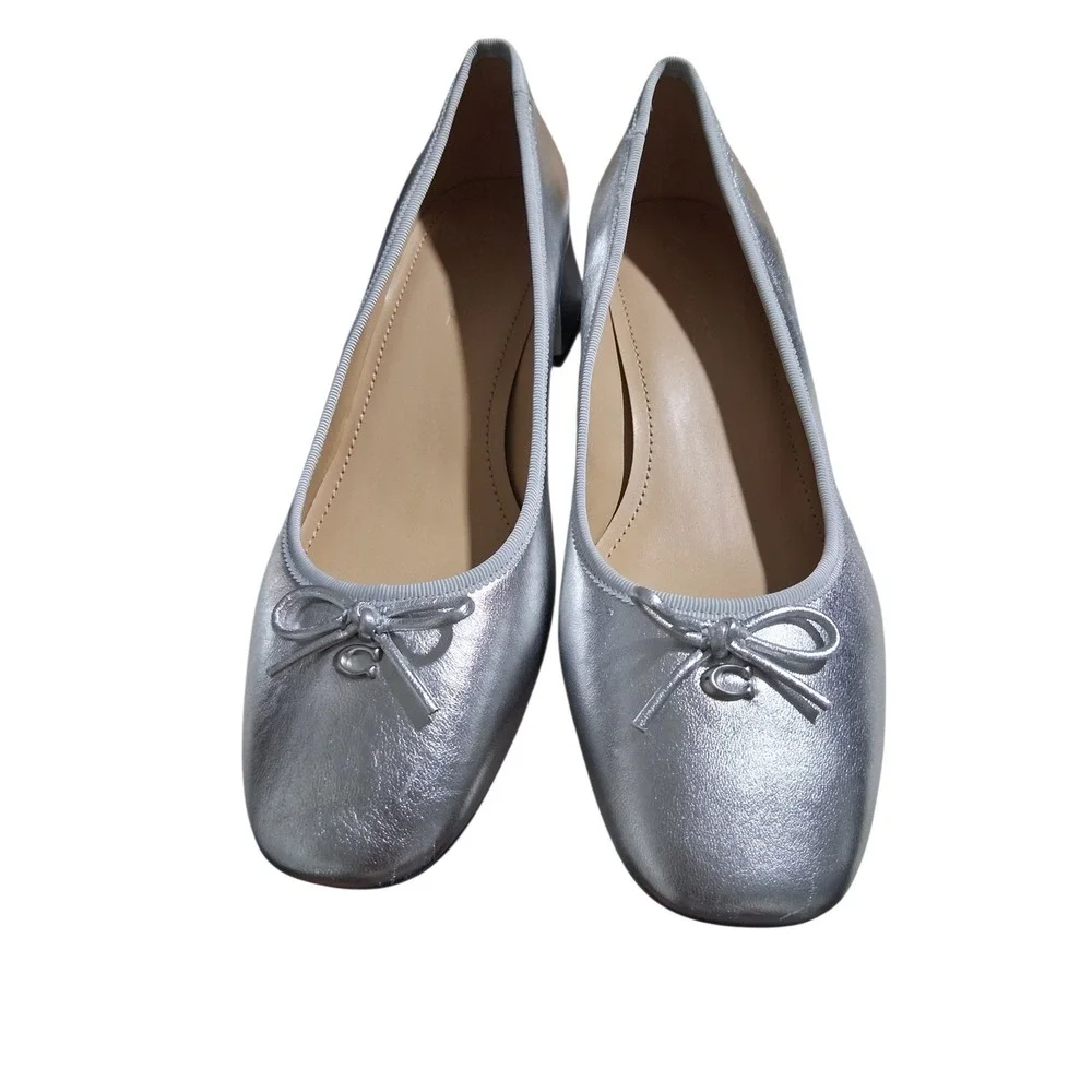 COACH Ava Silver Ballet Bow Pumps Women size 8.5 Prep Minimalist Designer Classy